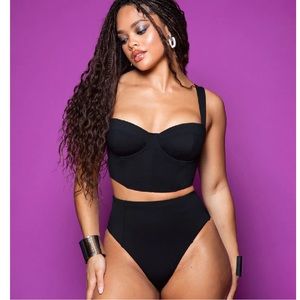 Brand new TA3 Kini Hi Cut Bottom, M